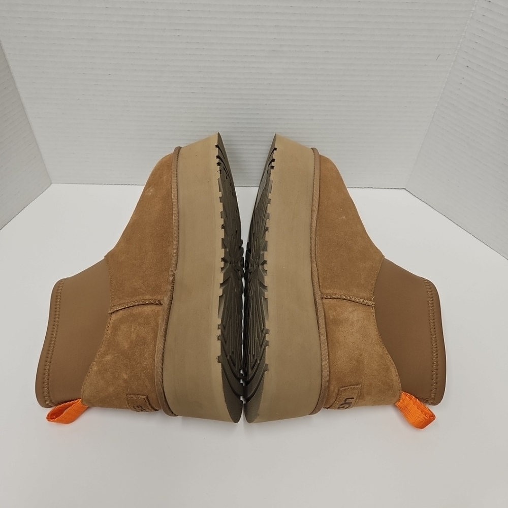 UGG Brown Platform Boots with Bright Orange Detail - Picture 5 of 7